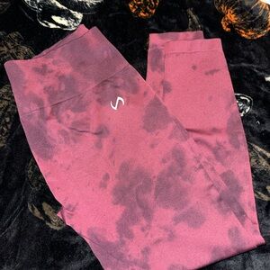Women's Maroon Tie-Dye Leggings